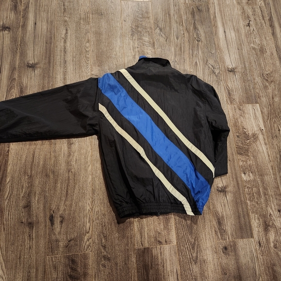 Vintage Court Club Windbreaker - Picture 3 of 3